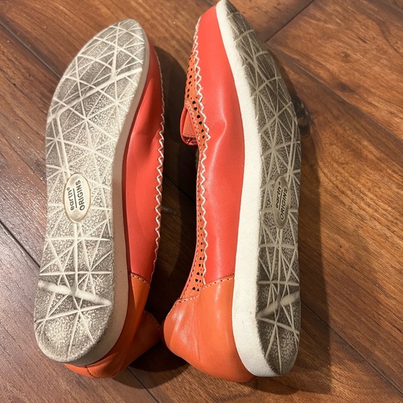 Earth Origins Orange Perforated Flats Lark Lizzy Size 10 - Picture 7 of 7